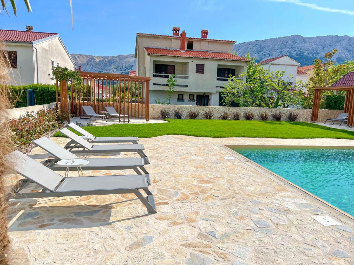 Apartment Baska Mit Poolarea - Krk, Kroatien Екстериор снимка